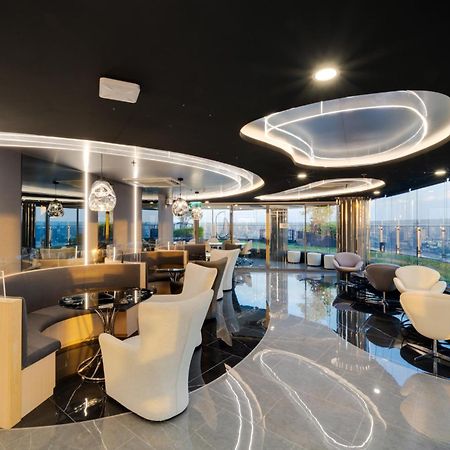Oakwood Suites Tiwanon Bangkok Nonthaburi Exterior photo
