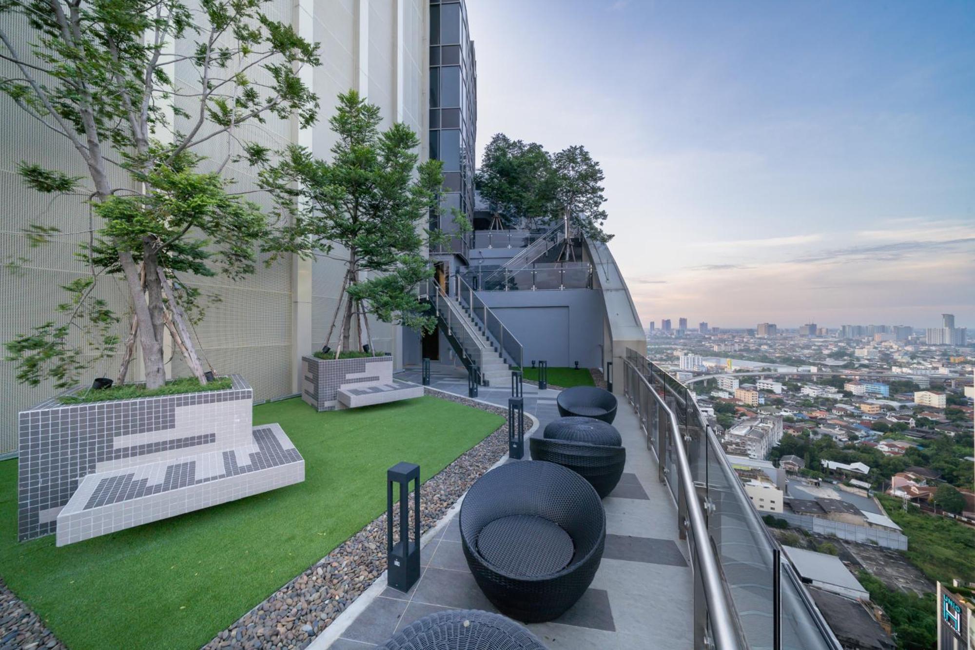 Oakwood Suites Tiwanon Bangkok Nonthaburi Exterior photo